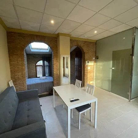 Abeto Apartment *